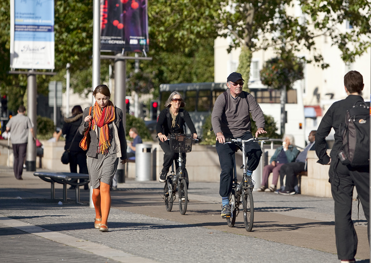 Named the Green Capital of Europe for 2015, Bristol is also England's first "cycling city". Image credit: http://bit.ly/299HZdv